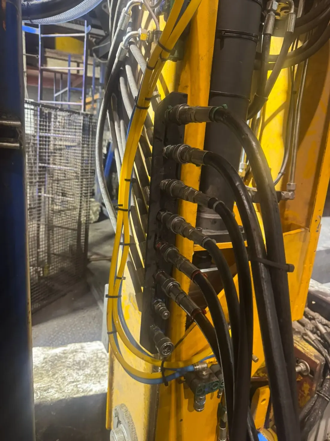 Excavator and digger hydraulic hose lines supported by CPR Hydraulics serving Omagh